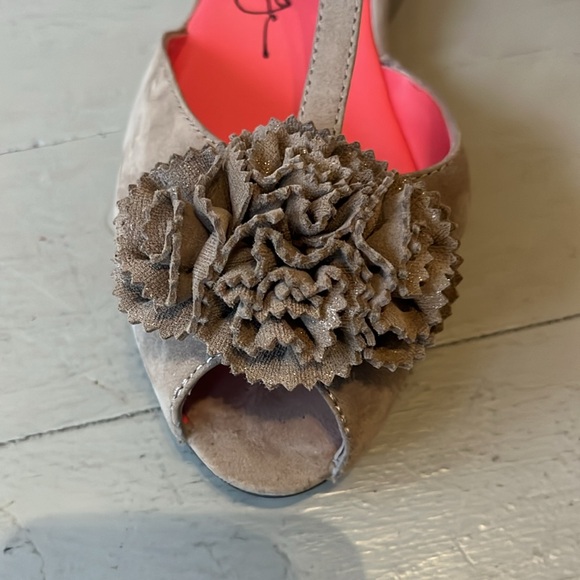 Pas de Rouge Taupe Sandals 8.5 - Picture 2 of 10